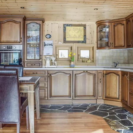 Prázdninový dům 4 Bedroom Cozy In *